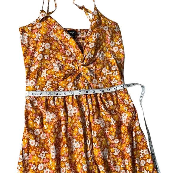 Larsyn & Lily Floral Burnt Orange Jumpsuit Smock Back Deep V-Neck Size Large - Picture 7 of 15